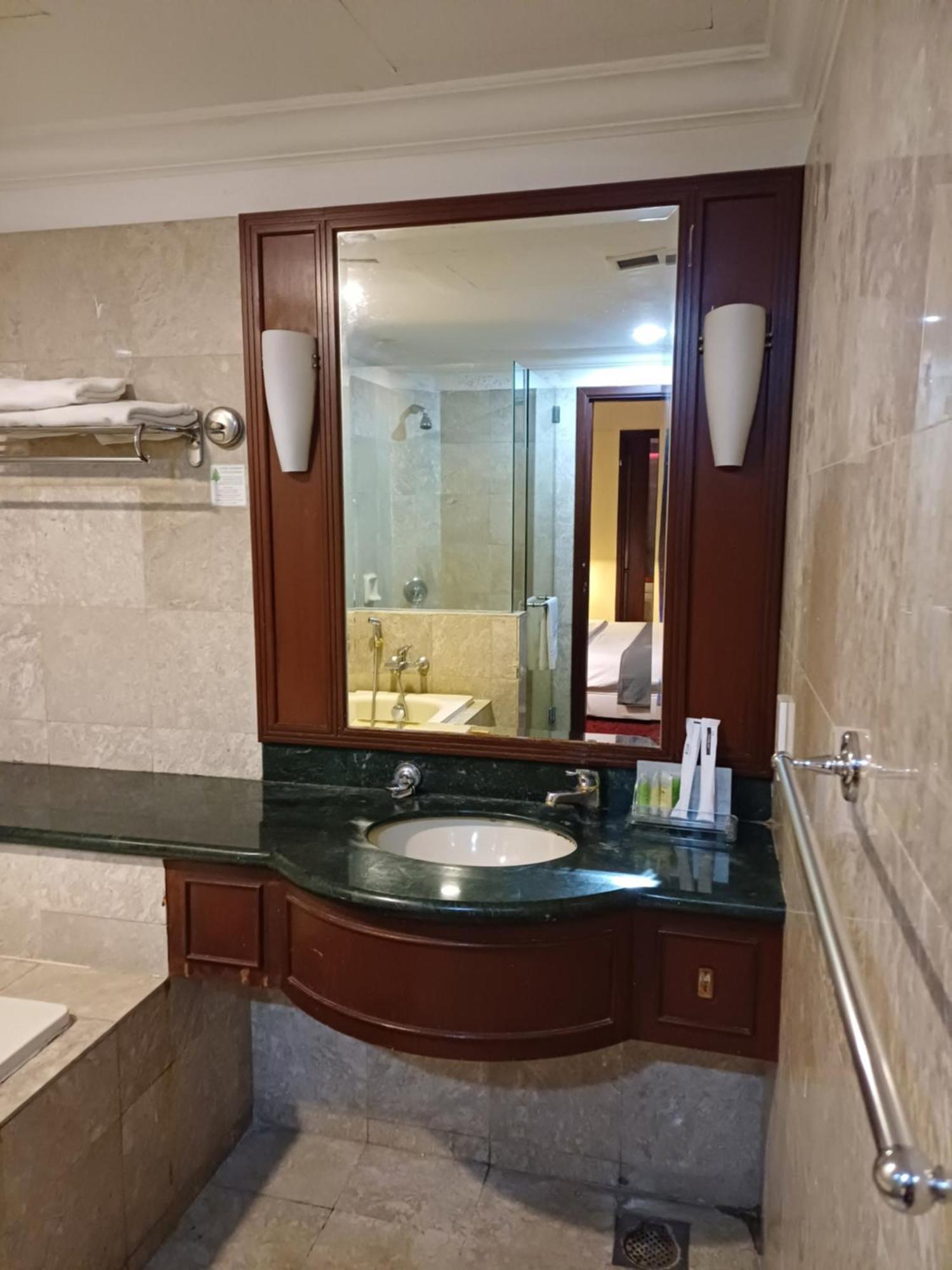 Times Square Grand Service Suite Kuala Lumpur Dış mekan fotoğraf